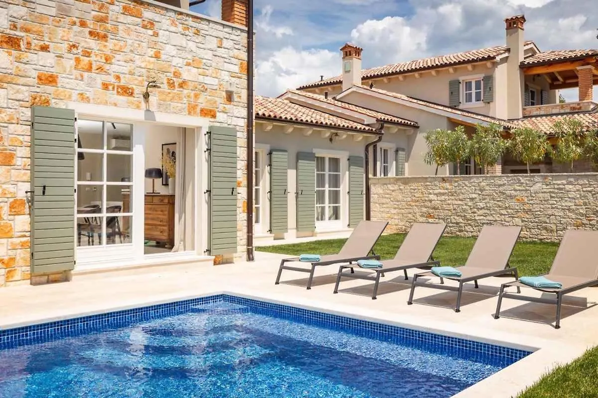 Holiday Homes In Vabriga - Istrien 41768 Tar-Vabriga Croatia
